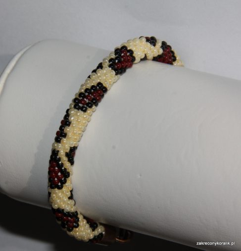 Wężowa bransoletka z koralików na szydełku "Łaciata" + wzór