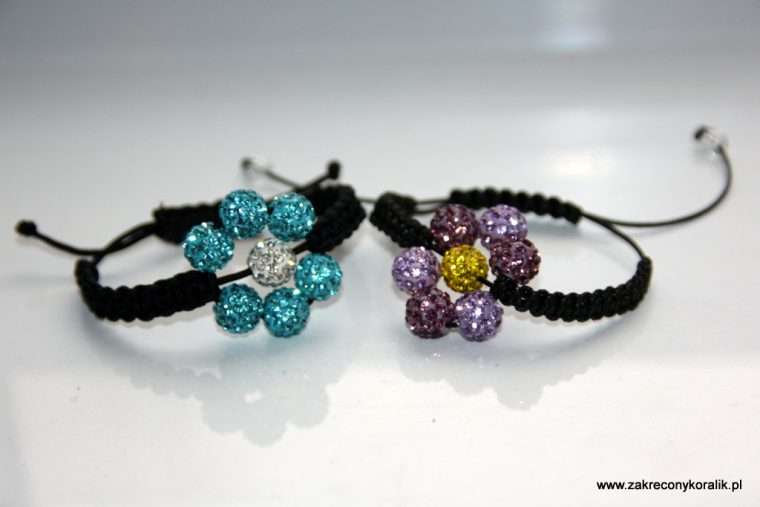 Kwiatowa bransoletka z Shamballa 6